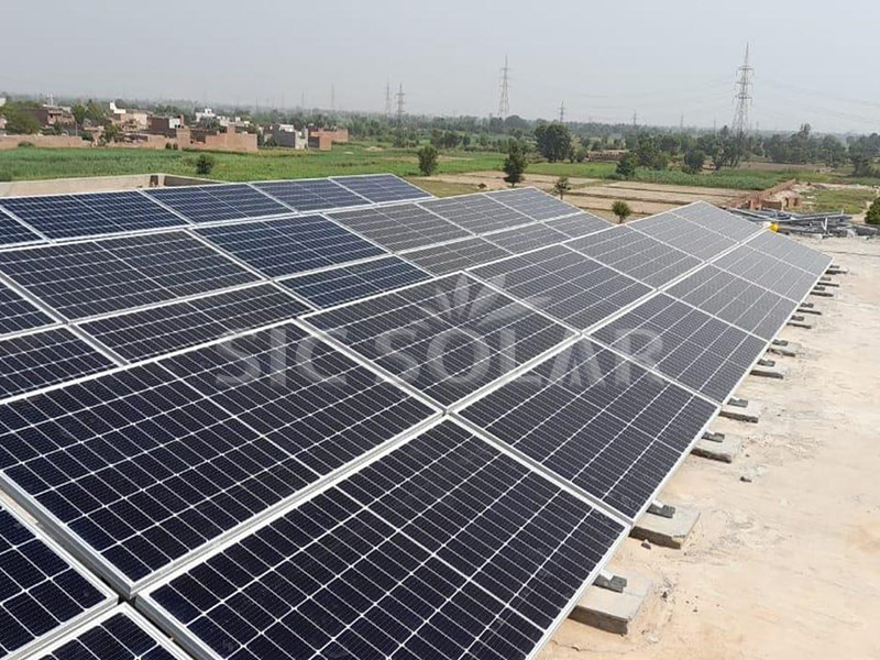 パキスタンの平屋根用40KWソーラーパネル取付ブラケット