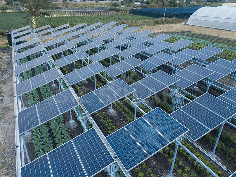 日本における100KW片道農業用太陽光発電設置システム