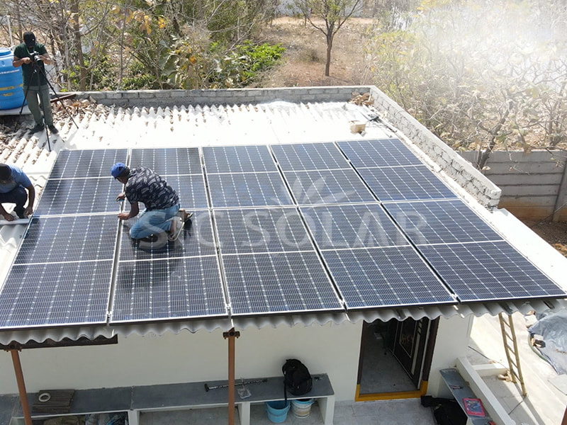 インドにおける10kW金属屋根用ソーラーパネル架台