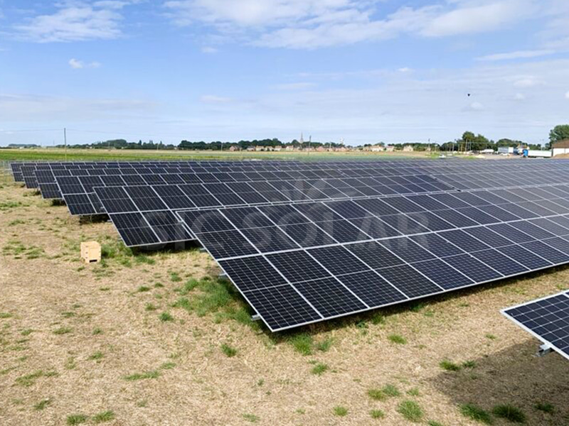 1.5MW Carbon Steel Solar Ground Support System In Britain